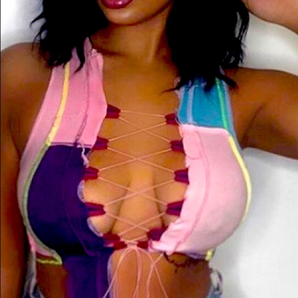 Beautiful & sexy  tie top 🤩😍